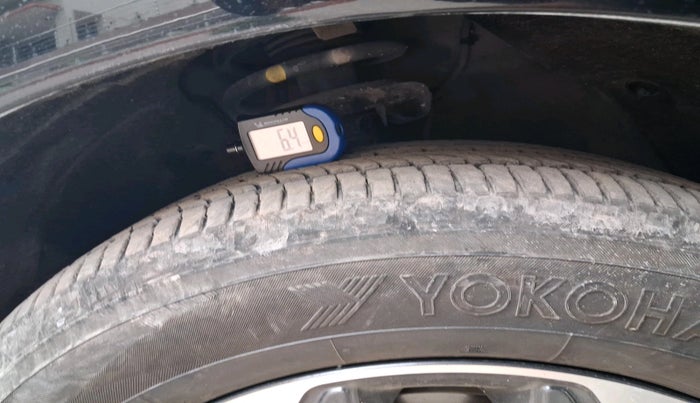 2021 KIA CARNIVAL PREMIUM 2.2 7 STR, Diesel, Automatic, 49,345 km, tyre