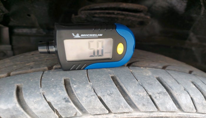 2016 Maruti Swift VXI, Petrol, Manual, 73,246 km, tyre