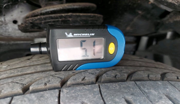 2016 Maruti Swift VXI, Petrol, Manual, 73,246 km, tyre