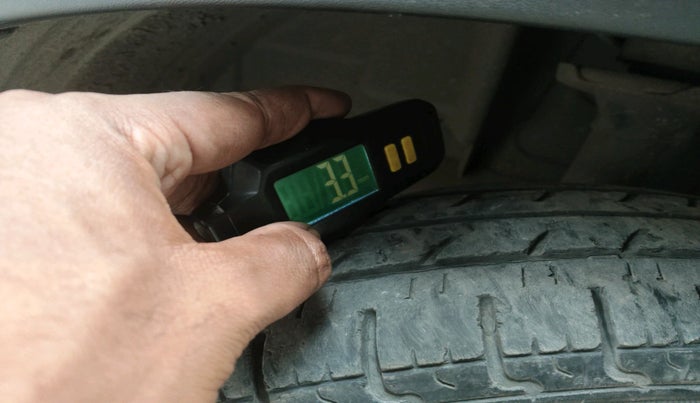 2018 Renault Kwid RXL, Petrol, Manual, 36,887 km, tyre