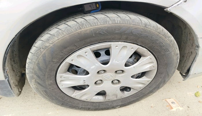 2017 Honda Amaze 1.2L I-VTEC S, Petrol, Manual, 79,180 km, tyre