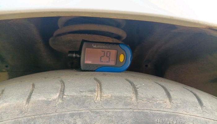 2014 Chevrolet Enjoy 1.3 LS 8 STR, Diesel, Manual, 80,230 km, tyre