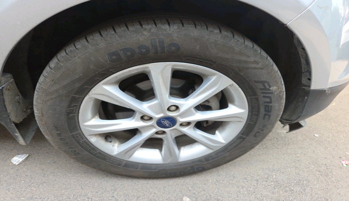2019 Ford Ecosport TITANIUM 1.5L DIESEL, Diesel, Manual, 1,02,000 km, tyre