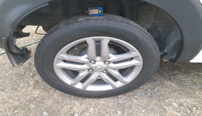 2022 Renault TRIBER RXZ, Petrol, Manual, 56,841 km, tyre