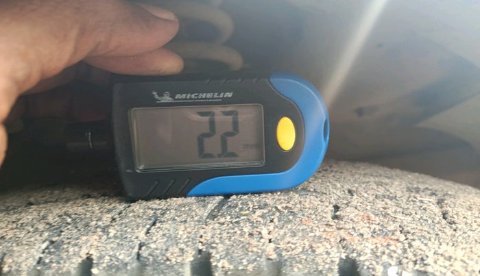 2013 Chevrolet Sail UVA 1.2 LS, Petrol, Manual, 96,335 km, tyre