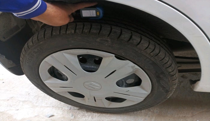 2016 Maruti Wagon R 1.0 VXI AMT, Petrol, Automatic, 43,051 km, tyre