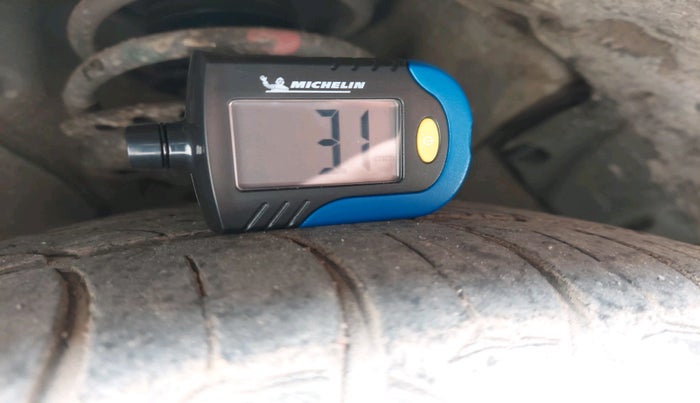 2016 Hyundai Verna 1.6 CRDI S, Diesel, Manual, 1,13,274 km, tyre