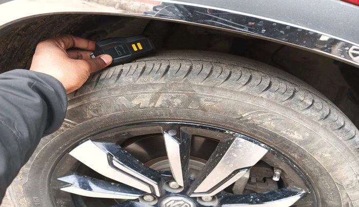 2019 MG HECTOR SHARP 1.5 DCT PETROL, Petrol, Automatic, 97,058 km, tyre