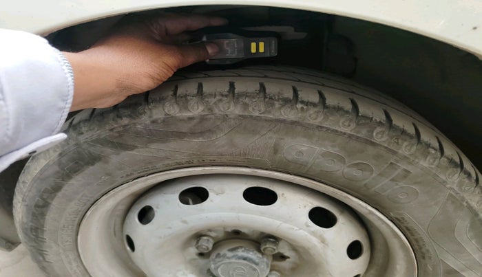 2024 Tata TIAGO EV XE MEDIUM RANGE, Electric, Automatic, 54,968 km, tyre