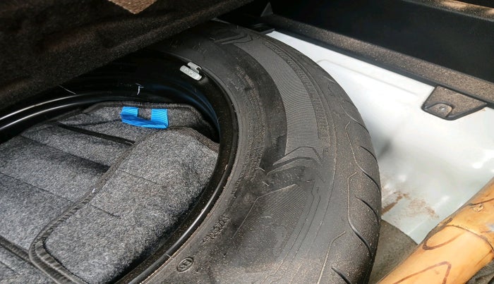 2023 KIA SELTOS  HTX 1.5 PETROL CVT, Petrol, Automatic, 36,206 km, tyre