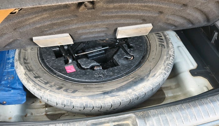 2017 Hyundai Creta SX PLUS AT 1.6 DIESEL, Diesel, Automatic, 1,79,824 km, tyre