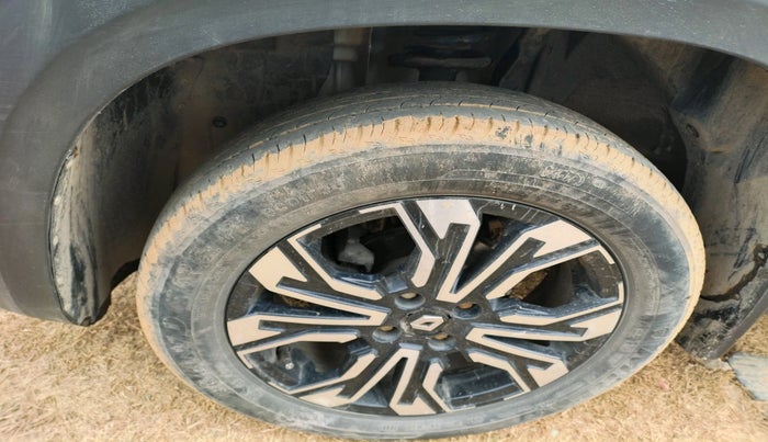 2022 Renault Kiger RXT (O) MT, Petrol, Manual, 44,121 km, tyre