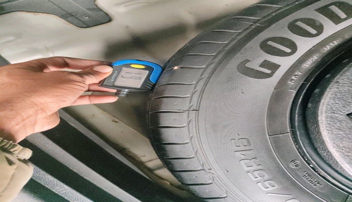 2018 Hyundai Creta SX 1.6 DIESEL, Diesel, Manual, 77,298 km, tyre