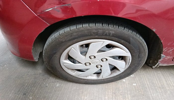 2019 Hyundai NEW SANTRO SPORTZ CNG, Petrol, Manual, 83,295 km, tyre