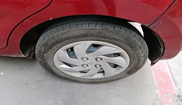 2019 Hyundai NEW SANTRO SPORTZ CNG, Petrol, Manual, 83,295 km, tyre