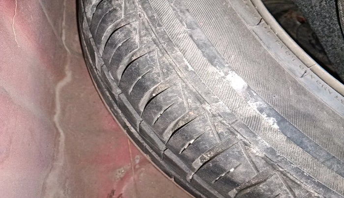 2019 Hyundai NEW SANTRO SPORTZ CNG, Petrol, Manual, 83,295 km, tyre