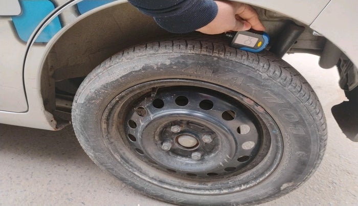 2012 Maruti Wagon R 1.0 VXI, Petrol, Manual, 69,218 km, tyre