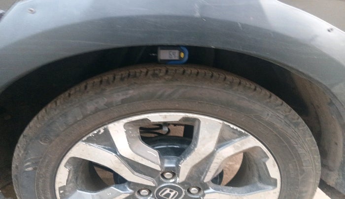 2017 Honda WR-V 1.5L I-DTEC VX MT, Diesel, Manual, 74,597 km, tyre