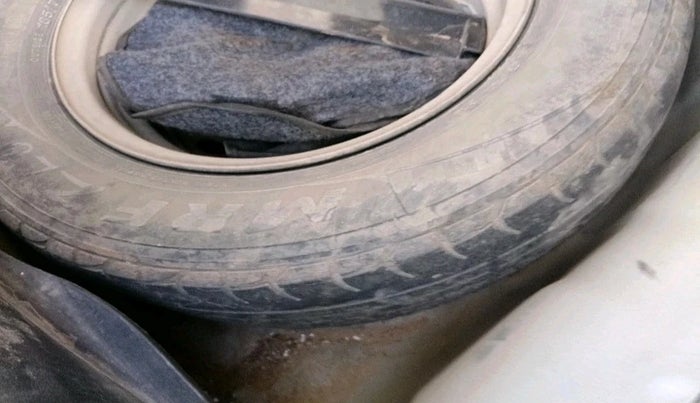 2015 Hyundai Elite i20 SPORTZ 1.2, Petrol, Manual, 1,11,362 km, tyre