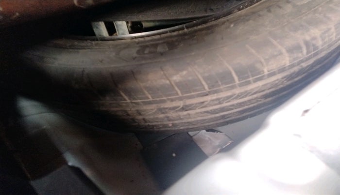 2024 Tata NEXON SMART+ 1.2 PETROL, Petrol, Manual, 18,322 km, tyre