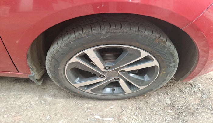 2021 Tata ALTROZ XZ PETROL, Petrol, Manual, 60,442 km, tyre