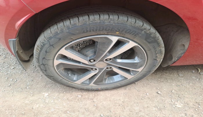 2021 Tata ALTROZ XZ PETROL, Petrol, Manual, 60,442 km, tyre