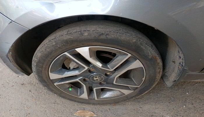 2019 Tata Tiago XZ PLUS PETROL, Petrol, Manual, 56,199 km, tyre