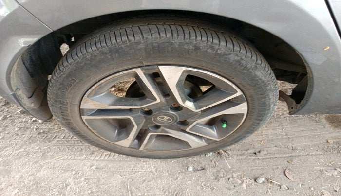 2019 Tata Tiago XZ PLUS PETROL, Petrol, Manual, 56,199 km, tyre