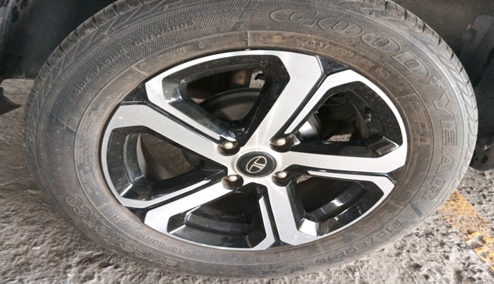 2021 Tata NEXON XZA PLUS SUNROOF DUAL TONE PETROL, Petrol, Automatic, 15,248 km, tyre