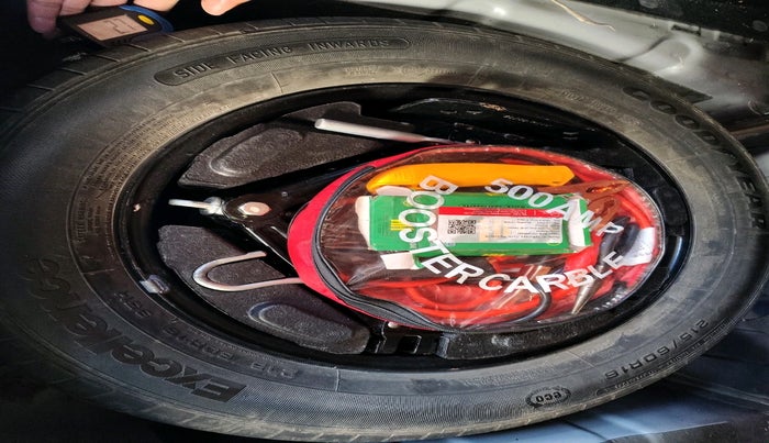 2018 Tata NEXON XZ PLUS DIESEL, Diesel, Manual, 95,000 km, tyre