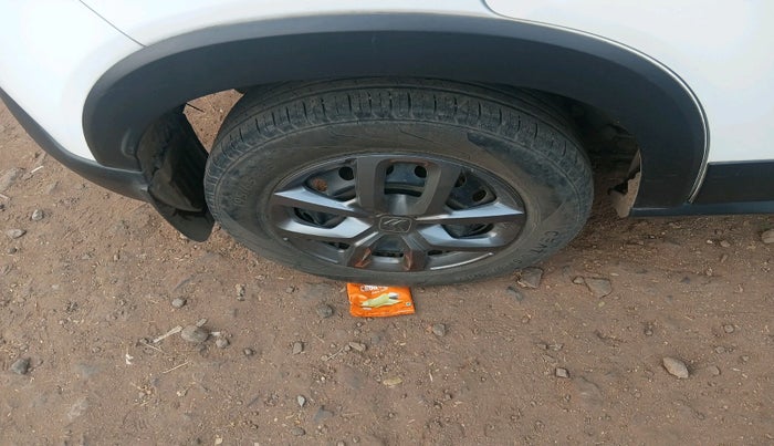 2022 CITROEN C3 FEEL 1.2 DUAL TONE, Petrol, Manual, 25,495 km, tyre