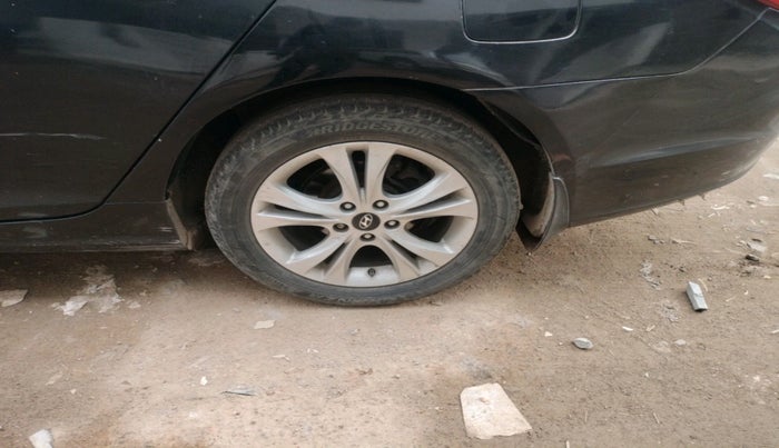 2012 Hyundai Sonata 2.4 GDI AT, Petrol, Automatic, 85,511 km, tyre