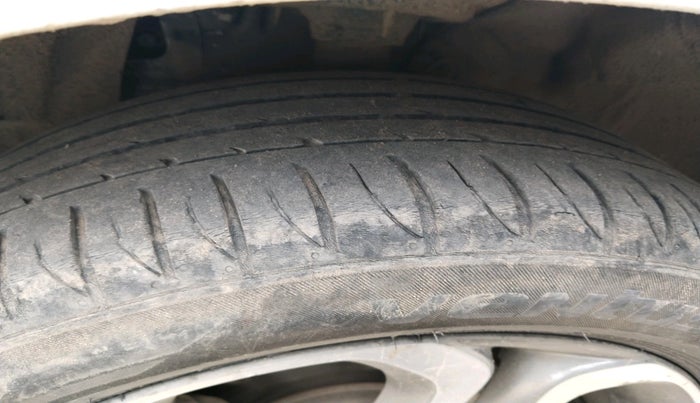 2019 Hyundai Elite i20 ASTA 1.2 (O), Petrol, Manual, 86,145 km, tyre