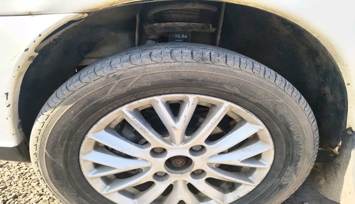 2014 Tata Indigo ECS VX CR4, Diesel, Manual, 82,386 km, tyre