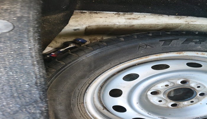 2014 Tata Indigo ECS VX CR4, Diesel, Manual, 82,386 km, tyre