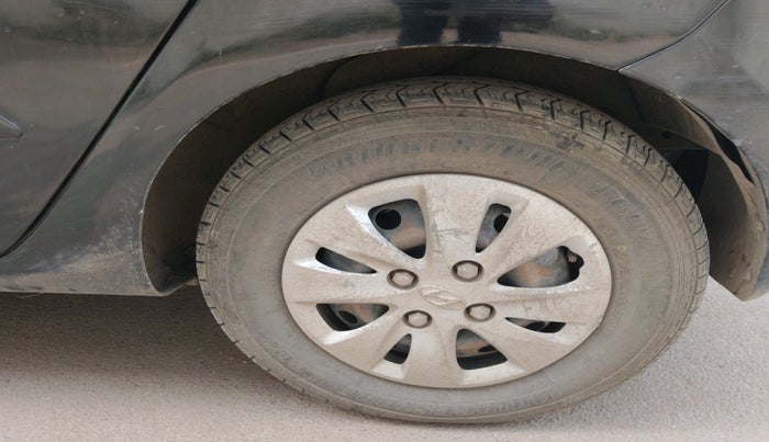 2011 Hyundai i10 SPORTZ 1.2, Petrol, Manual, 39,904 km, tyre