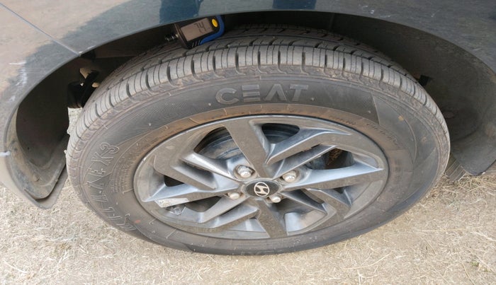 2020 Hyundai GRAND I10 NIOS SPORTZ AMT 1.2 KAPPA VTVT, Petrol, Automatic, 49,925 km, tyre