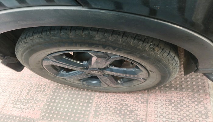 2022 Tata NEXON XZ PLUS DIESEL DARK EDITION, Diesel, Manual, 74,000 km, tyre