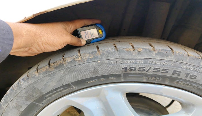 2017 Hyundai Elite i20 ASTA 1.2, Petrol, Manual, 74,397 km, tyre