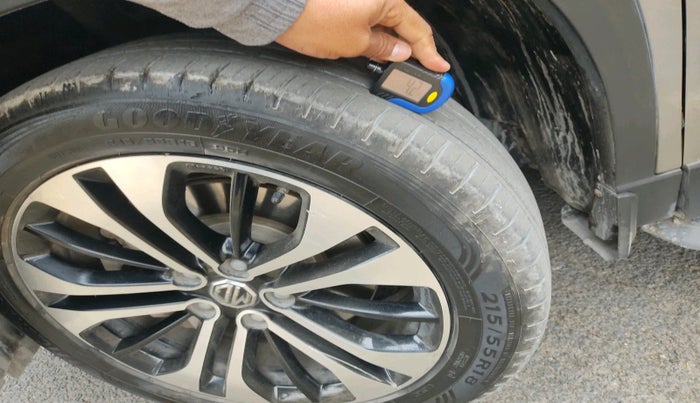 2021 MG HECTOR SHARP HYBRID 1.5 PETROL, Petrol, Manual, 39,057 km, tyre