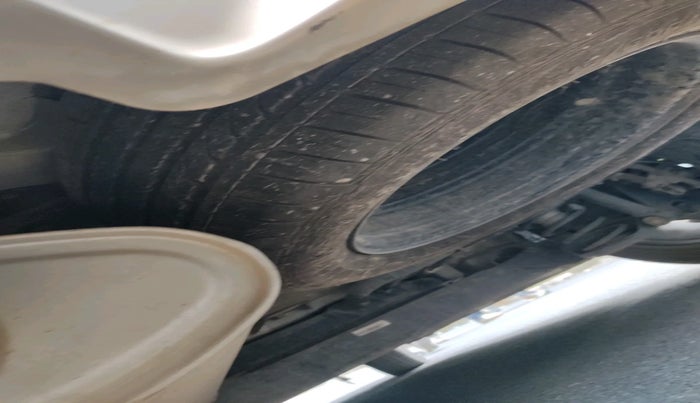 2021 MG HECTOR SHARP HYBRID 1.5 PETROL, Petrol, Manual, 39,057 km, tyre