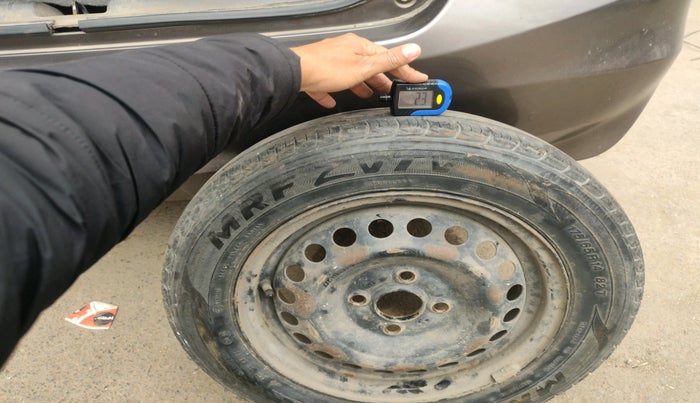 2015 Honda Amaze 1.2L I-VTEC S, Petrol, Manual, 74,445 km, tyre