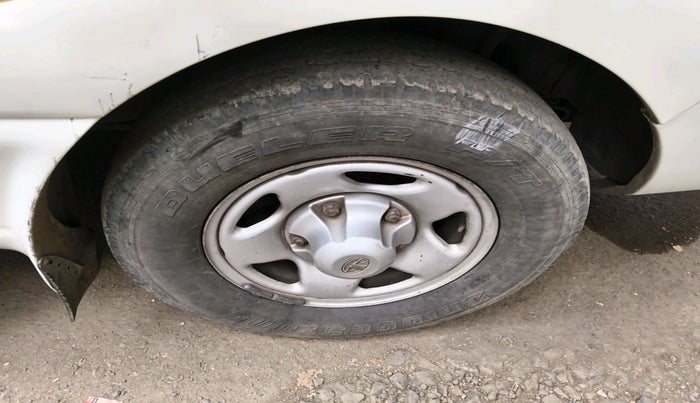 2011 Tata Safari 4X2 EX DICOR, Diesel, Manual, 1,89,061 km, tyre