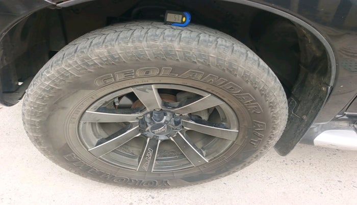 2018 ISUZU D-Max V Cross 4*4 MT, Diesel, Manual, 85,878 km, tyre