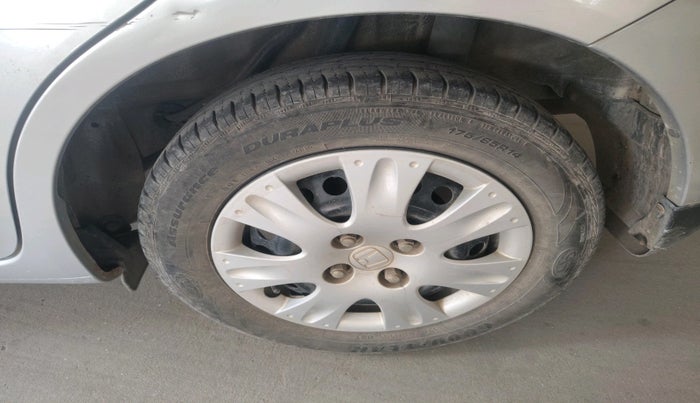 2018 Honda Amaze 1.2L I-VTEC S, Petrol, Manual, 80,212 km, tyre