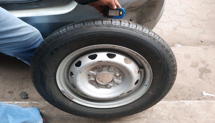 2018 Tata Tiago XZ PETROL, Petrol, Manual, 1,24,823 km, tyre