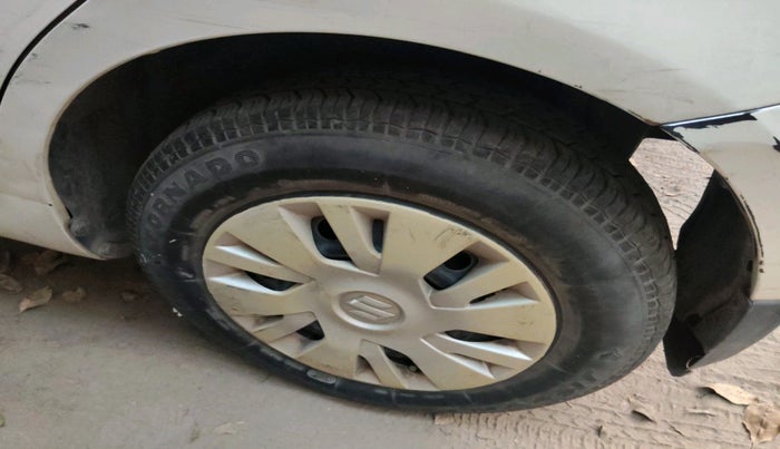 2012 Maruti Swift VXI, Petrol, Manual, 65,261 km, tyre