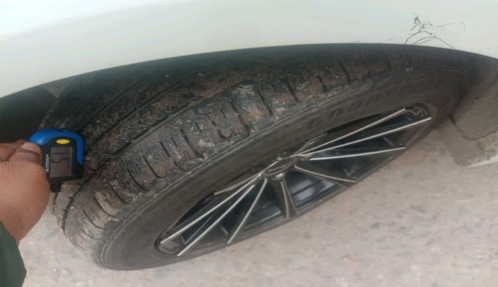 2024 Maruti Ciaz ZETA 1.5 SHVS MT PETROL, Petrol, Manual, 29,909 km, tyre