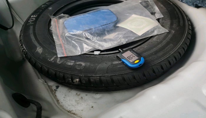 2020 Hyundai NEW SANTRO MAGNA, Petrol, Manual, 11,779 km, tyre