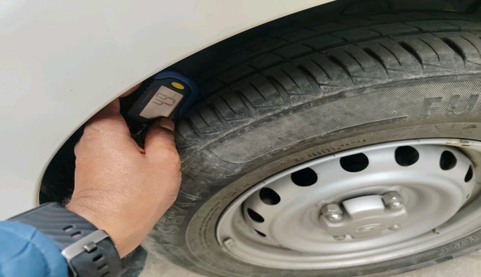 2020 Hyundai NEW SANTRO MAGNA, Petrol, Manual, 11,779 km, tyre